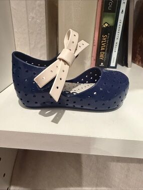 Mini Melissa Navy Jelly Shoe with Cream Bow Strap